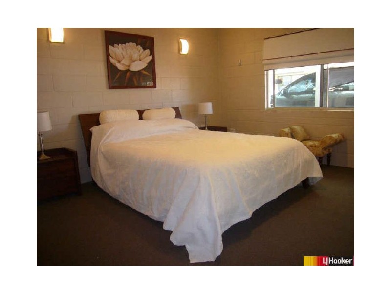 30 Edmonds Street, Bucasia QLD 4750