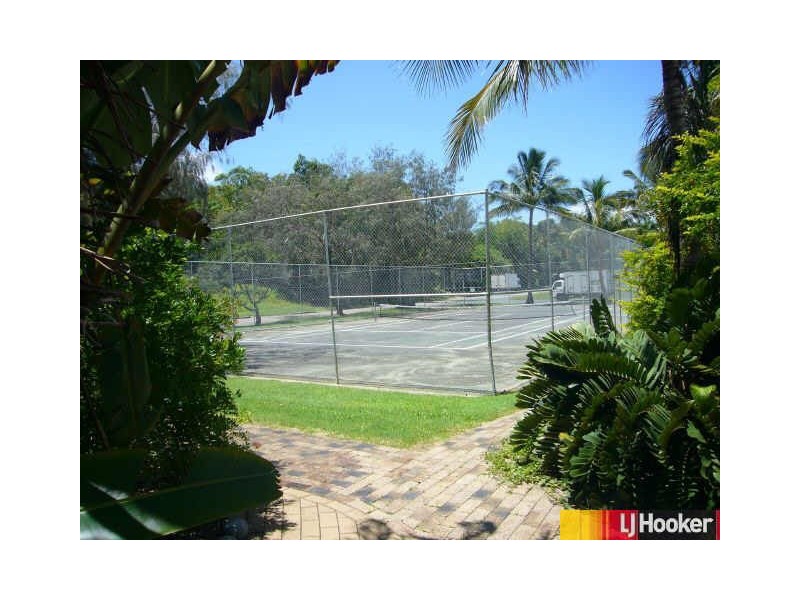 15/2 Beach Road, Dolphin Heads QLD 4740