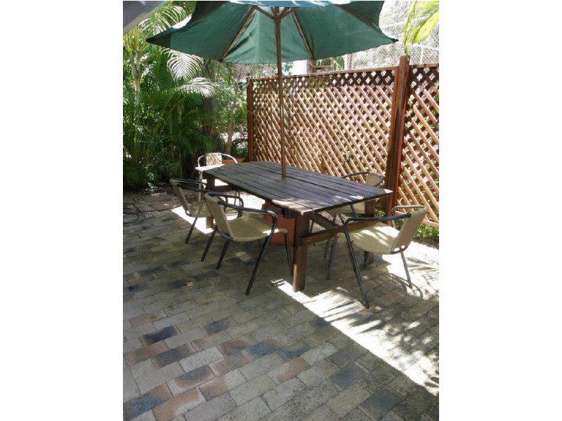 14/2 Beach Road, Dolphin Heads QLD 4740