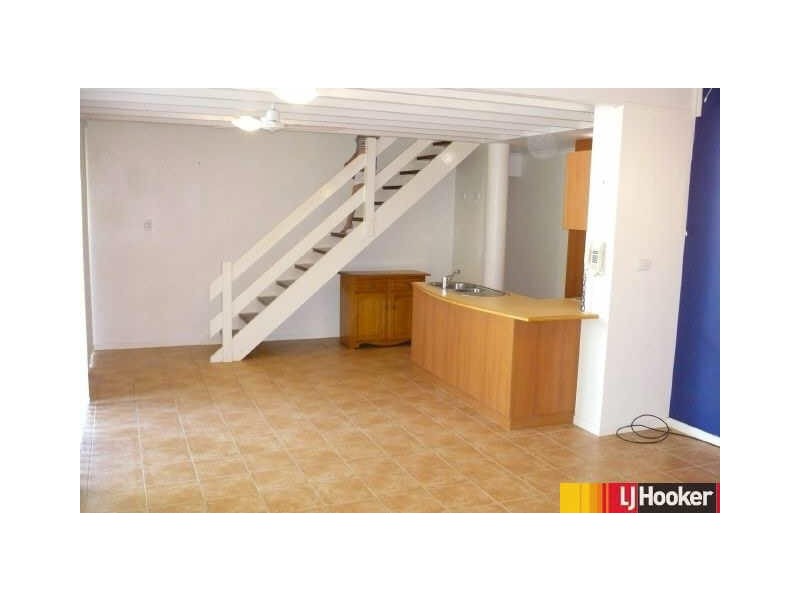 14/2 Beach Road, Dolphin Heads QLD 4740