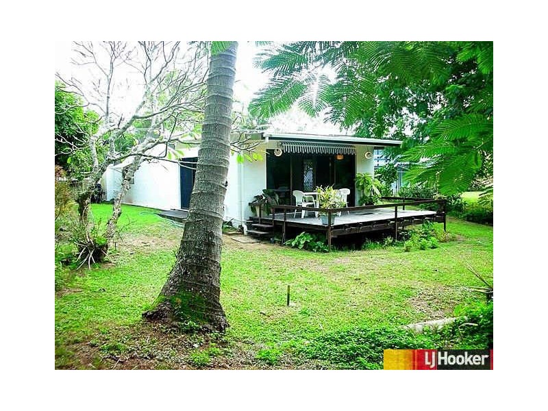 17 Coral Drive, Blacks Beach QLD 4740