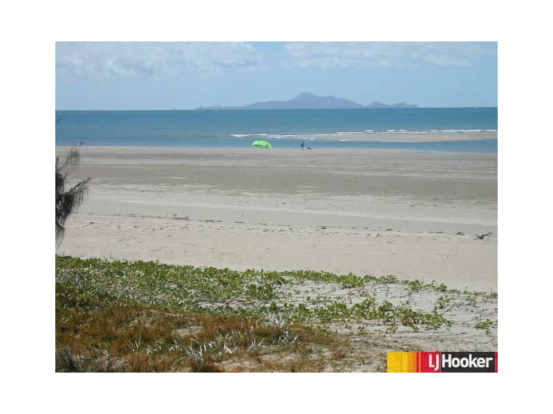 17 Coral Drive, Blacks Beach QLD 4740