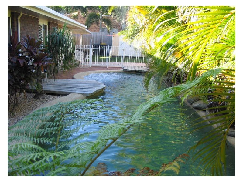 9 Marzan Street, Rural View QLD 4740