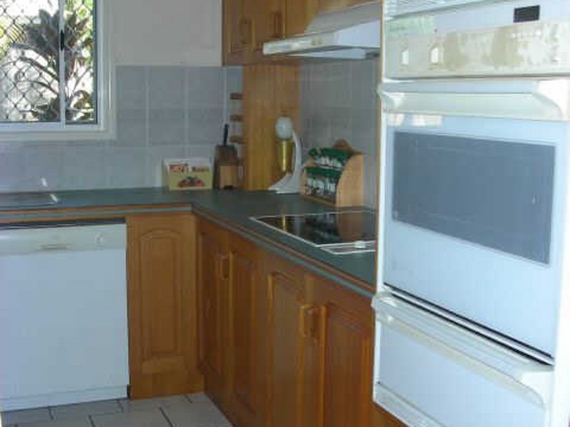 9 Marzan Street, Rural View QLD 4740