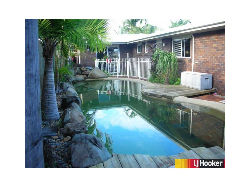 9 Marzan Street, Rural View QLD 4740