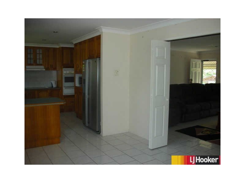 9 Marzan Street, Rural View QLD 4740