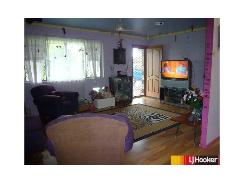 14 Wallace Street, Bucasia QLD 4750