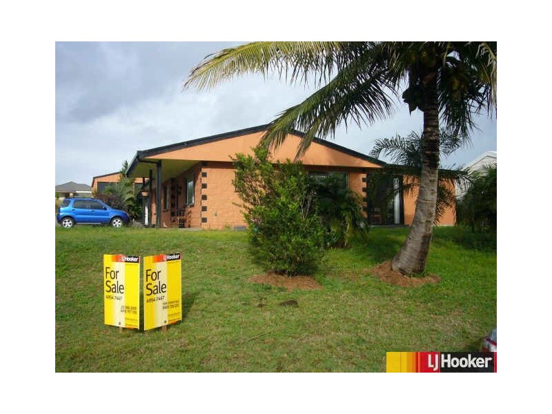 14 Wallace Street, Bucasia QLD 4750