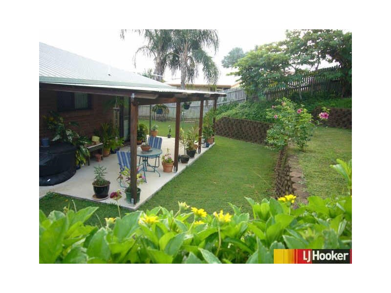 18 McLaughlin Drive, Eimeo QLD 4740