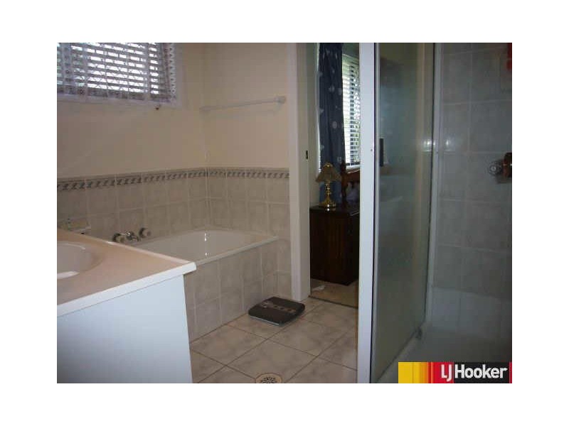 18 McLaughlin Drive, Eimeo QLD 4740