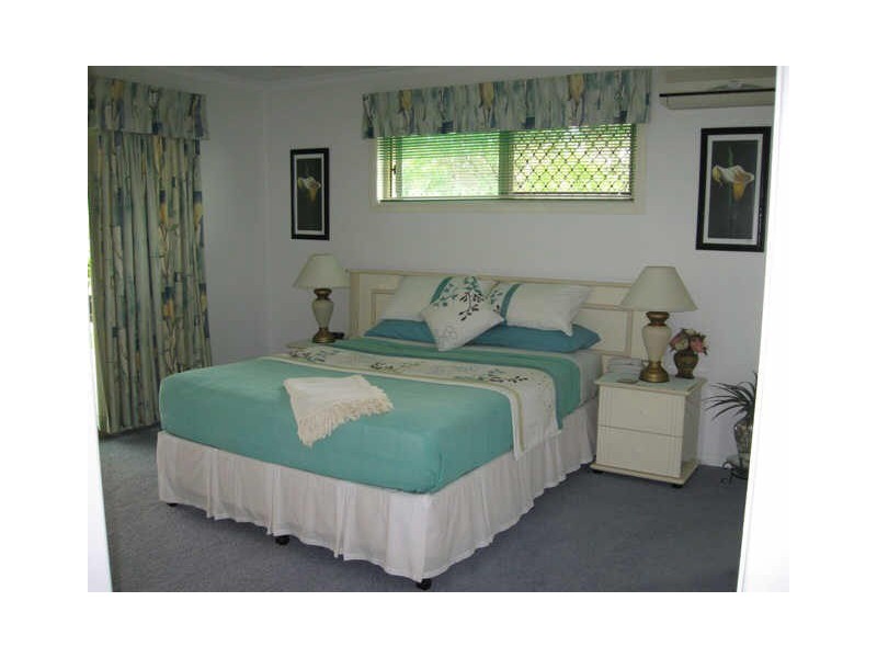 17 Michelle Crescent, Bucasia QLD 4750