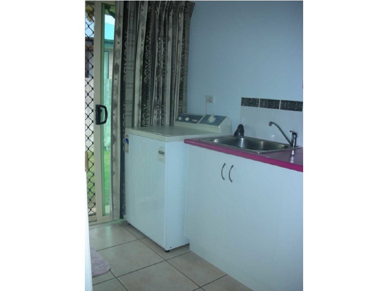 17 Michelle Crescent, Bucasia QLD 4750