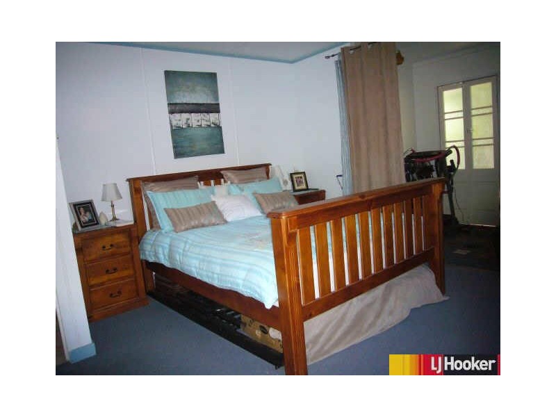 11 Houdewind Street, Eimeo QLD 4740