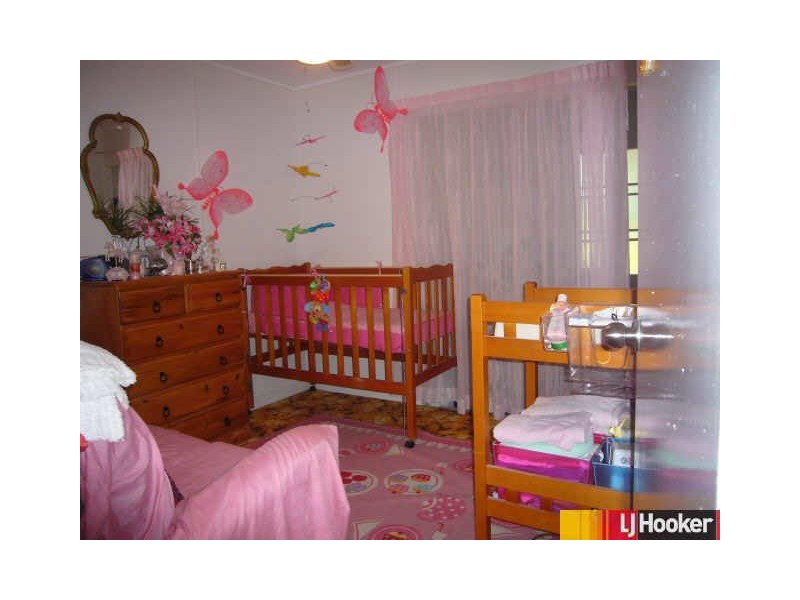 11 Houdewind Street, Eimeo QLD 4740