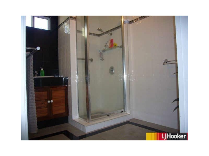 11 Houdewind Street, Eimeo QLD 4740