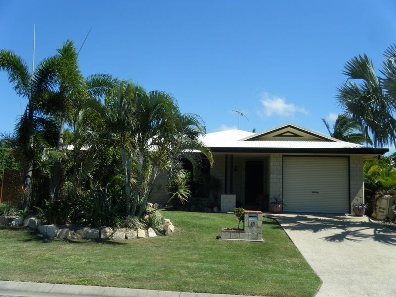 15 Botha Street, Blacks Beach QLD 4740