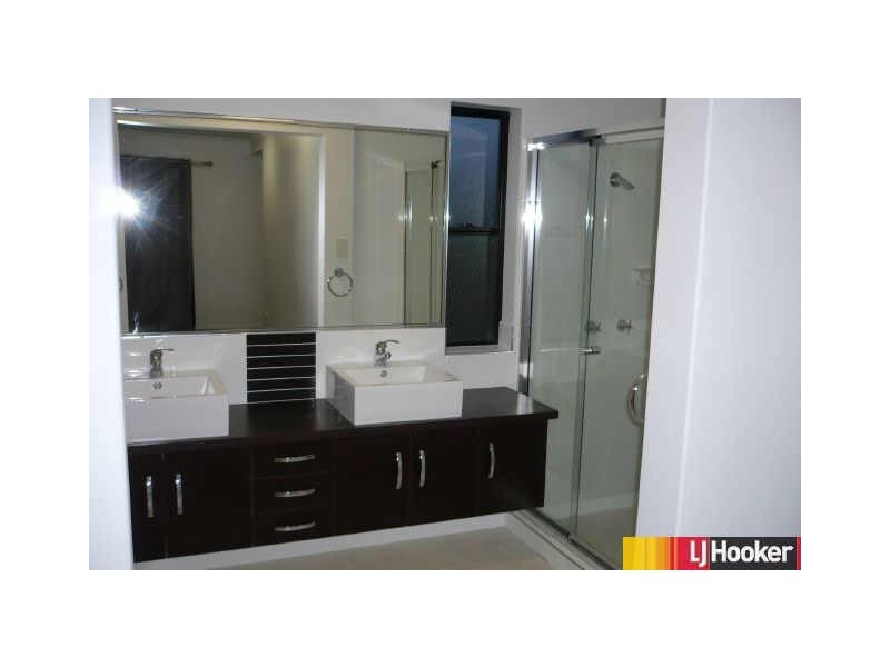 13 Ulladulla Street, Eimeo QLD 4740