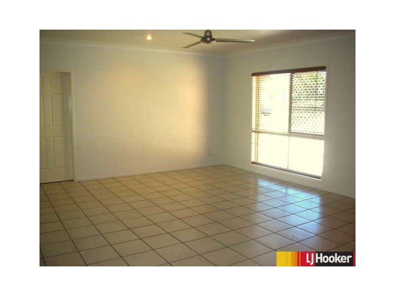 6 Hillcrest Street, Eimeo QLD 4740