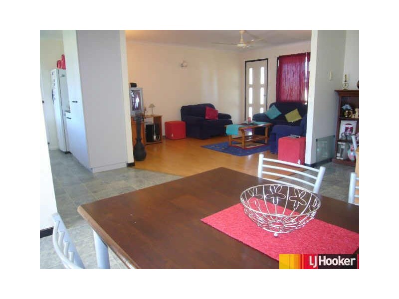 2 Lizy Street, Bucasia QLD 4750