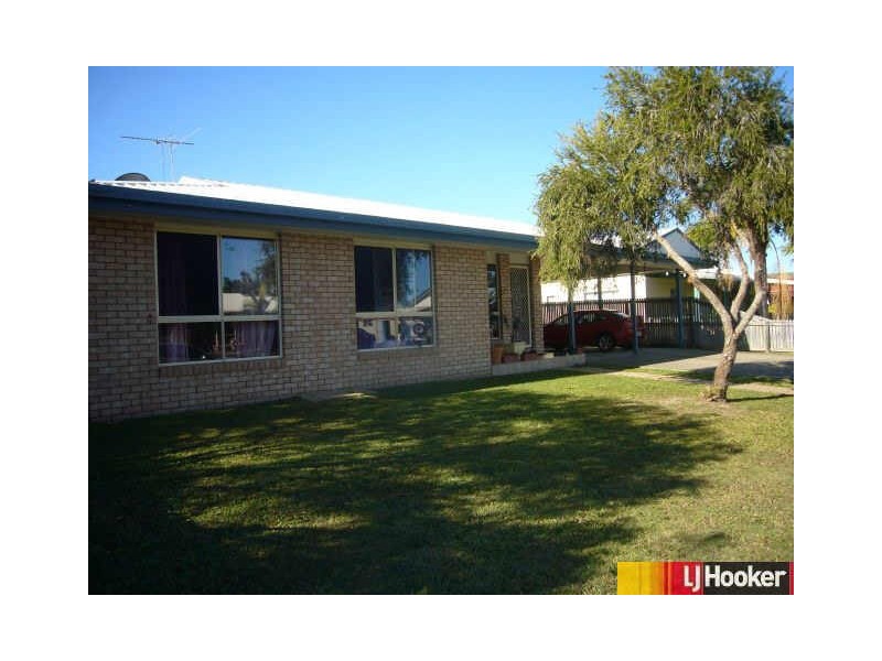 2 Lizy Street, Bucasia QLD 4750