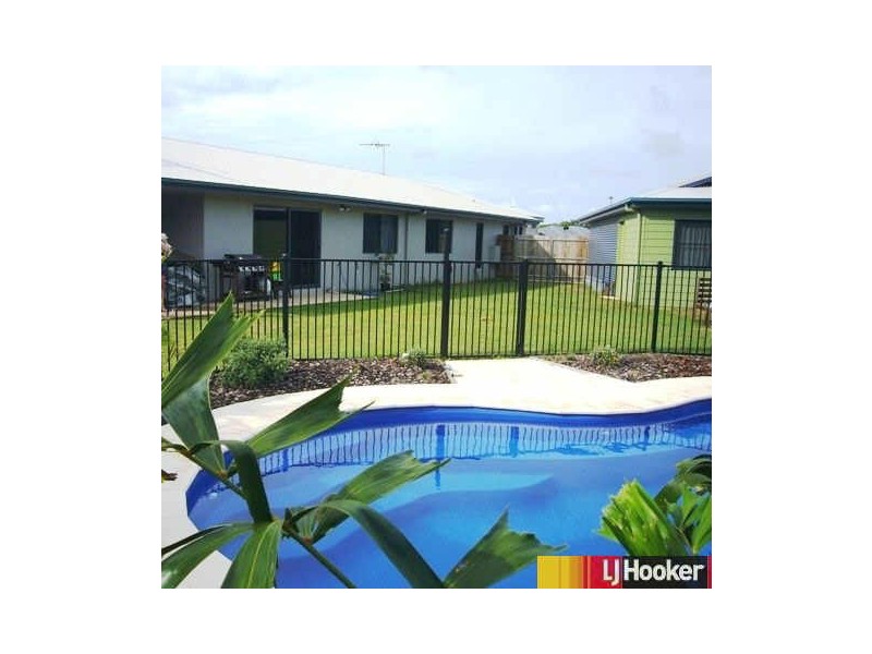 10 Friarbird Avenue, Blacks Beach QLD 4740