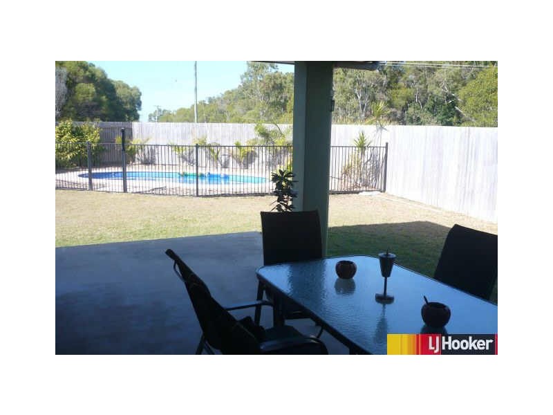 10 Friarbird Avenue, Blacks Beach QLD 4740