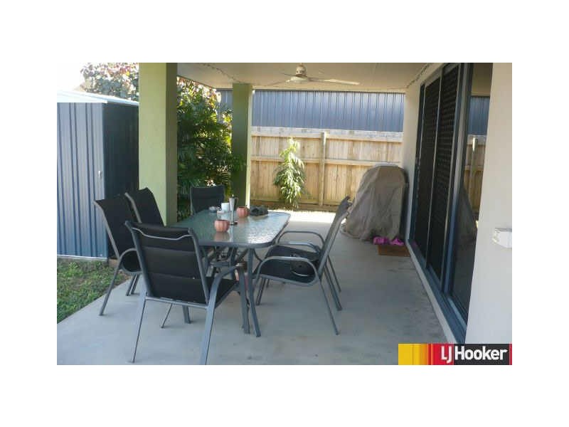 10 Friarbird Avenue, Blacks Beach QLD 4740