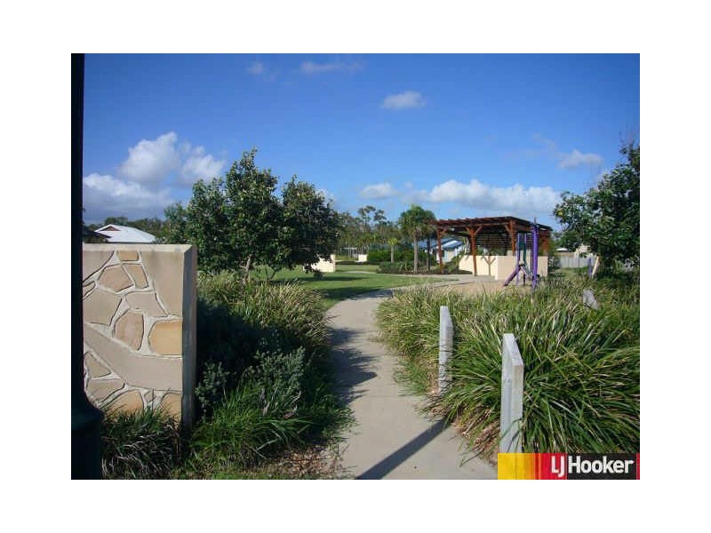 10 Friarbird Avenue, Blacks Beach QLD 4740