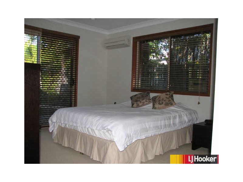 7 Theodore Crescent, Rural View QLD 4740