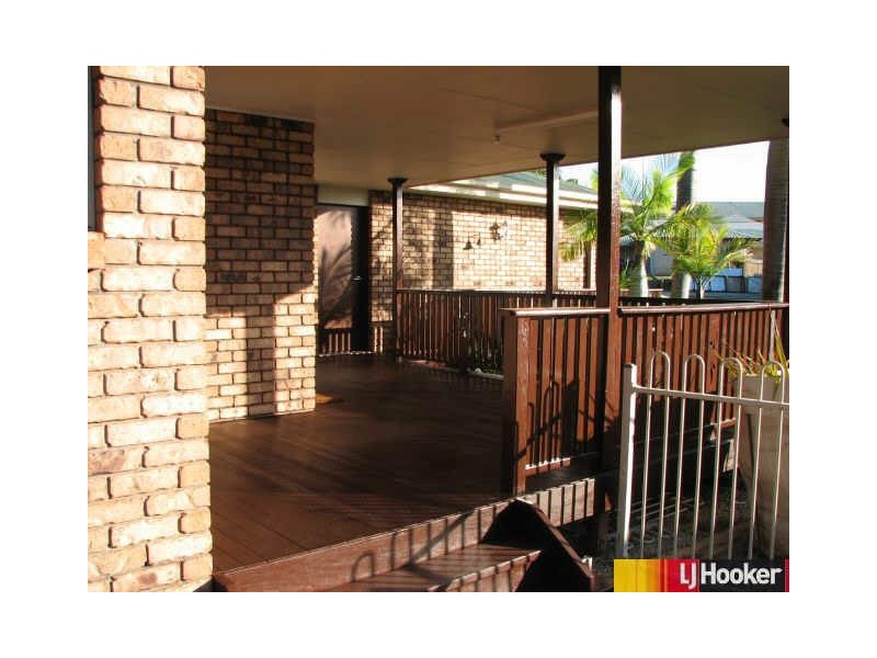 7 Theodore Crescent, Rural View QLD 4740