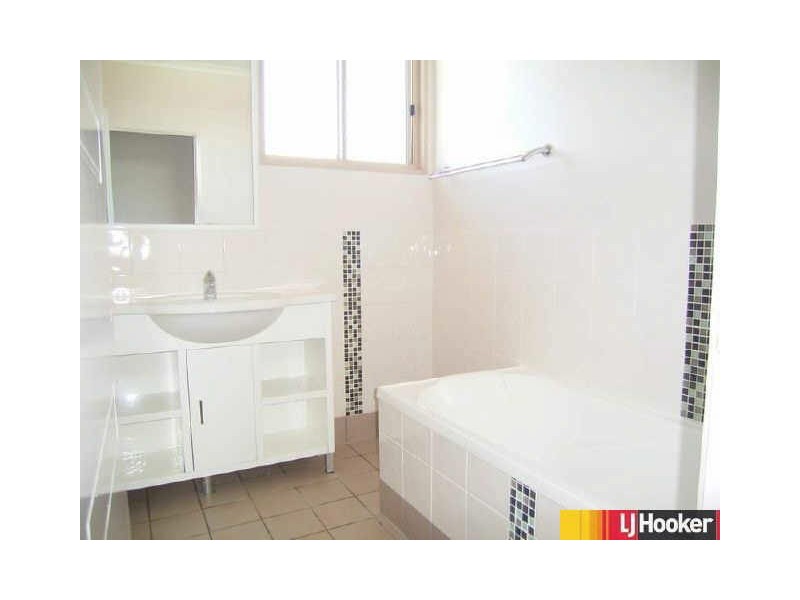 10/8 Mulcahy Crescent, Eimeo QLD 4740