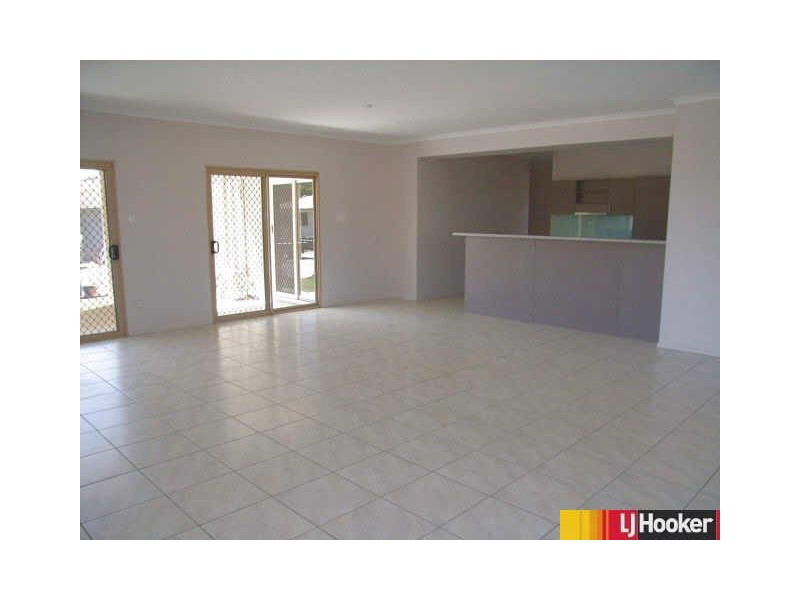 10/8 Mulcahy Crescent, Eimeo QLD 4740