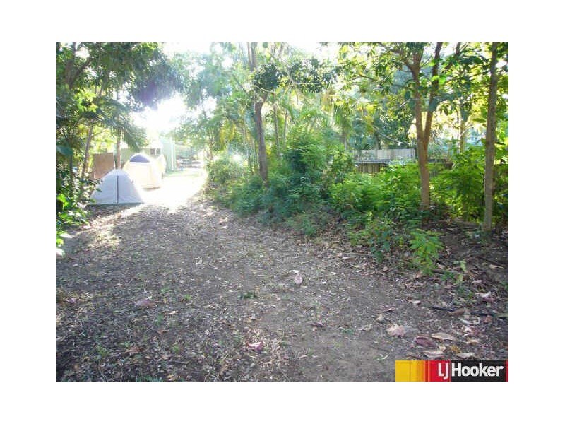 3 Cook Street, Bucasia QLD 4750