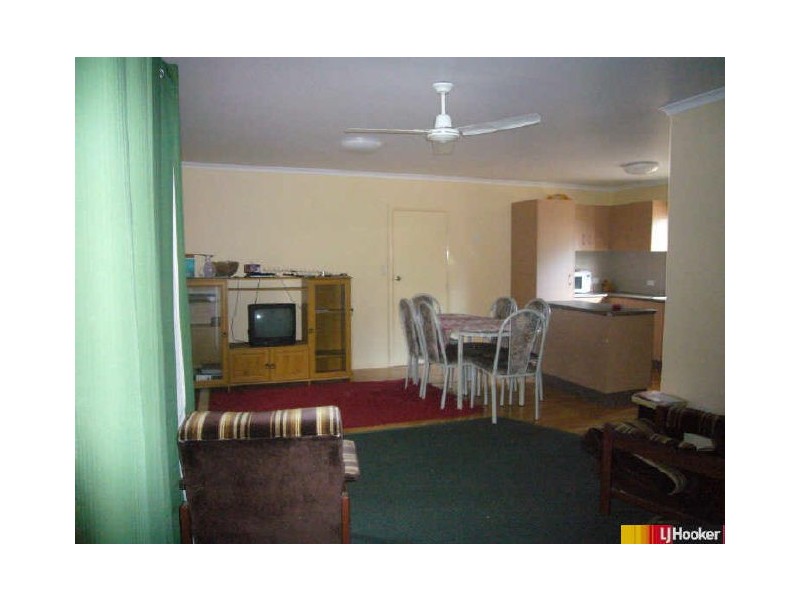 27 Main Street, Bakers Creek QLD 4740