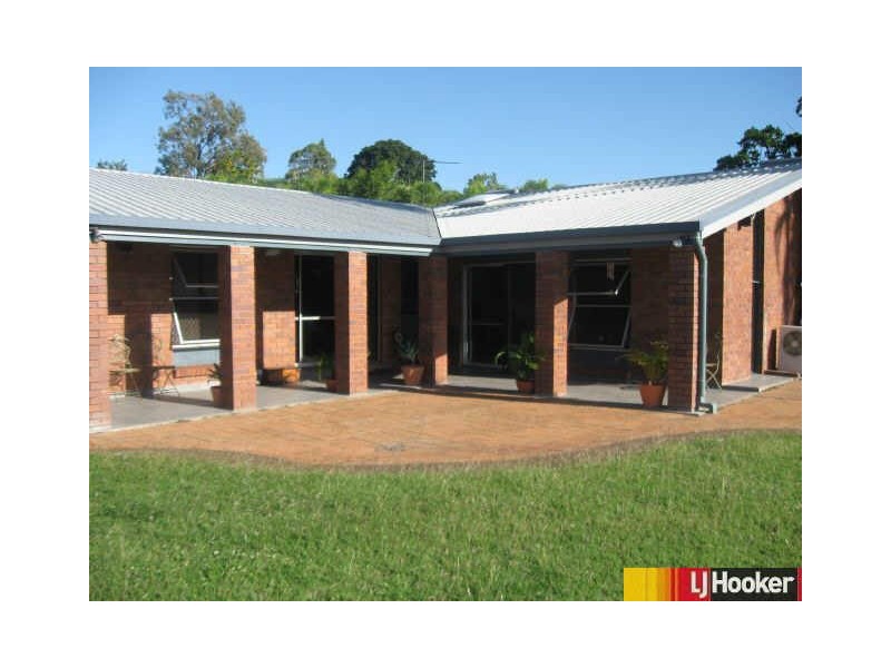 17 Alan Naish Court, Eimeo QLD 4740