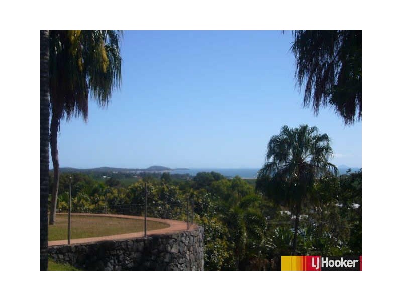 17 Alan Naish Court, Eimeo QLD 4740