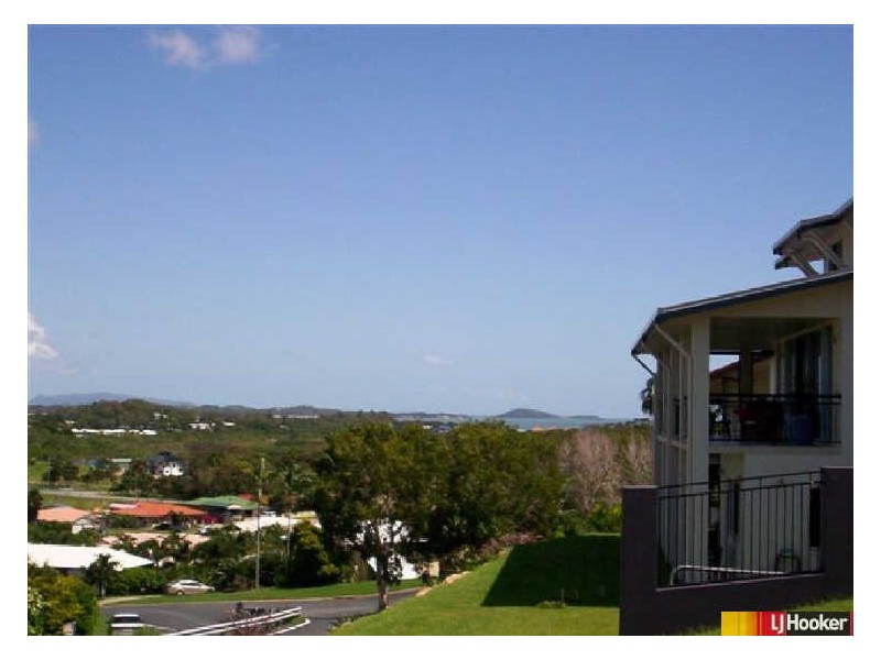 1 Rainbow Crescent, Blacks Beach QLD 4740