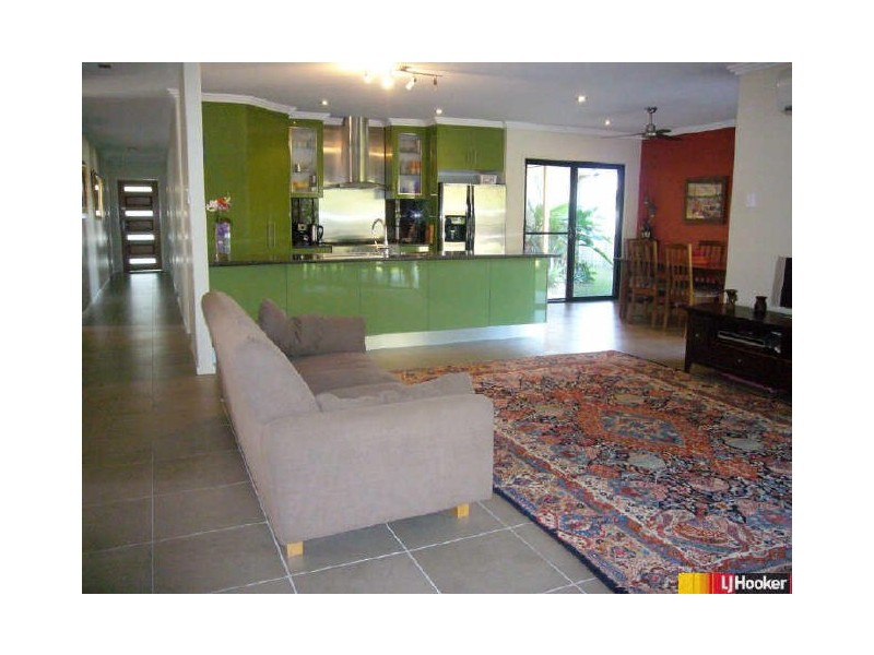 23 Michelle Crescent, Bucasia QLD 4750