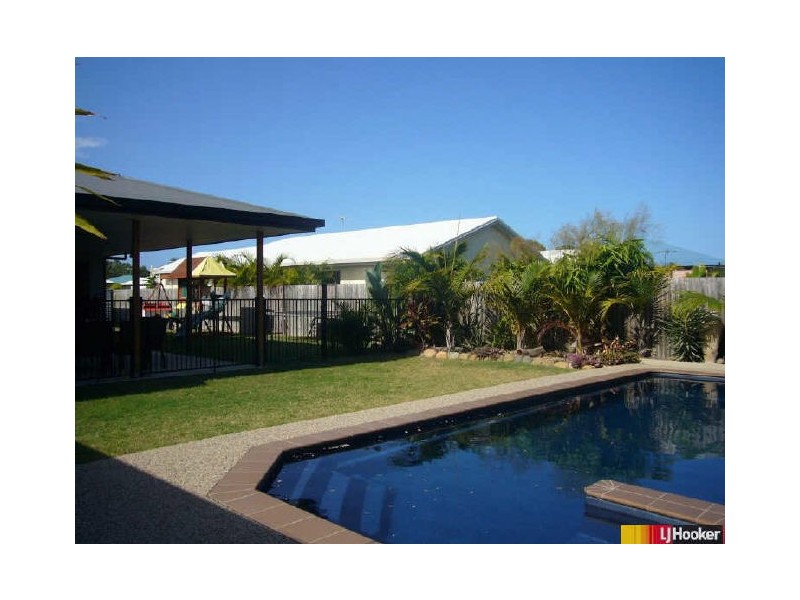 23 Michelle Crescent, Bucasia QLD 4750