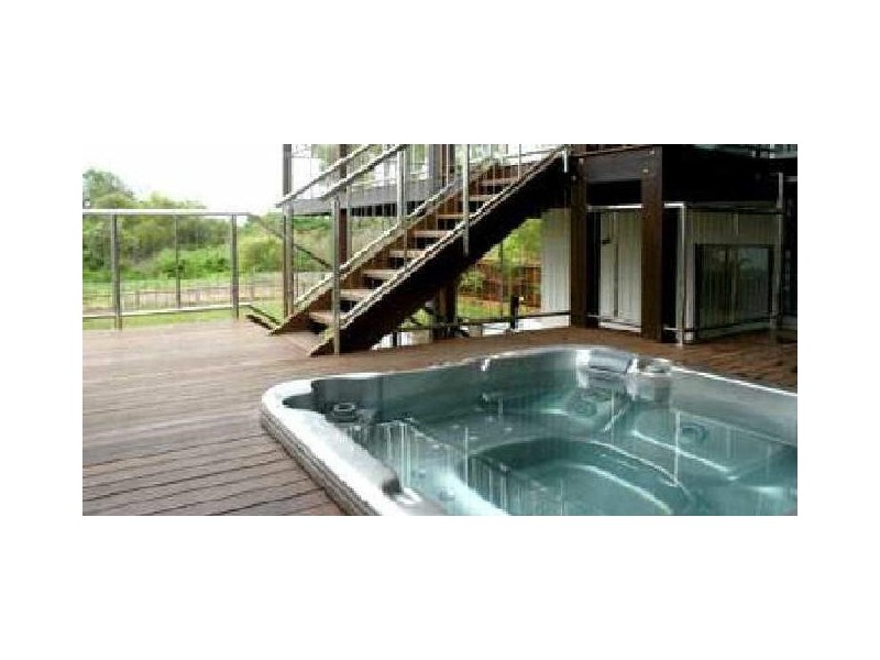15 Seafarer Court, Blacks Beach QLD 4740