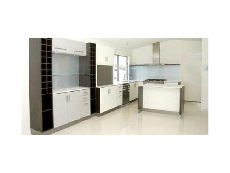 15 Seafarer Court, Blacks Beach QLD 4740