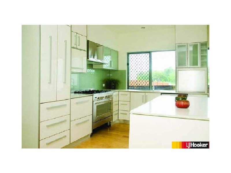 2 & 4/100 Binnington Esplanade, East Mackay QLD 4740