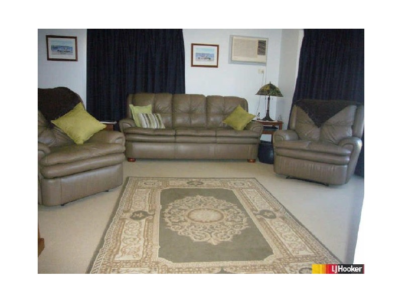 3 Hillcrest Street, Eimeo QLD 4740