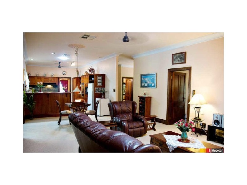 12 Admiral Drive, Dolphin Heads QLD 4740