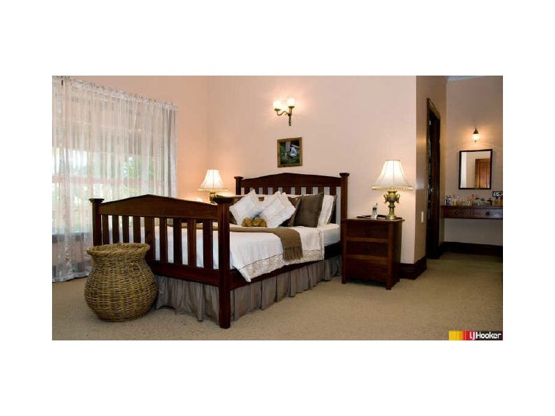 12 Admiral Drive, Dolphin Heads QLD 4740