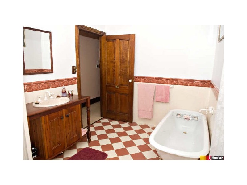 12 Admiral Drive, Dolphin Heads QLD 4740