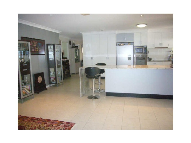 4 Urarii Crescent, Shoal Point QLD 4750