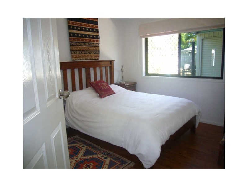 4 Urarii Crescent, Shoal Point QLD 4750