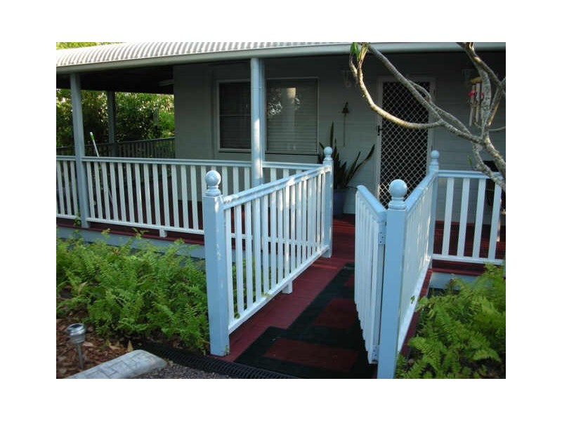 3 Woodlands Drive, Eimeo QLD 4740