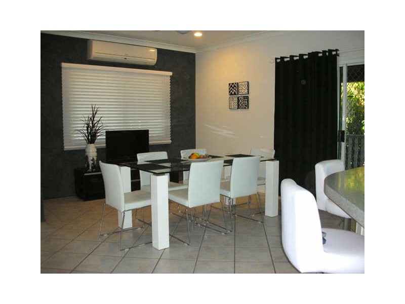 3 Woodlands Drive, Eimeo QLD 4740